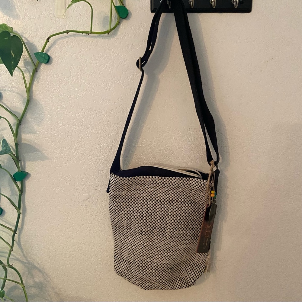 Handbag - Picture 3 of 3